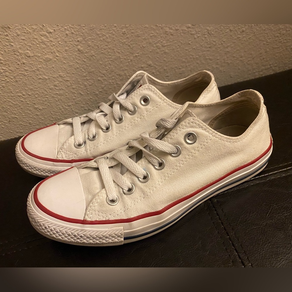 All white converse - Picture 3 of 4